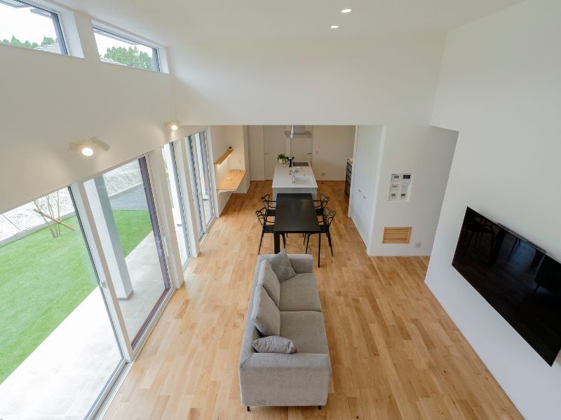 【宮崎の注文住宅】 子供4人の大家族でも家事ラクできる！30代夫婦が建てたガレージのある平屋・神家事動線 写真