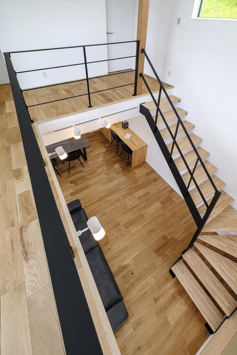 【宮崎の注文住宅】 街中の住宅密集なのにカーテンレスで暮らせる！住宅街に建てた極上リゾートハウス 写真