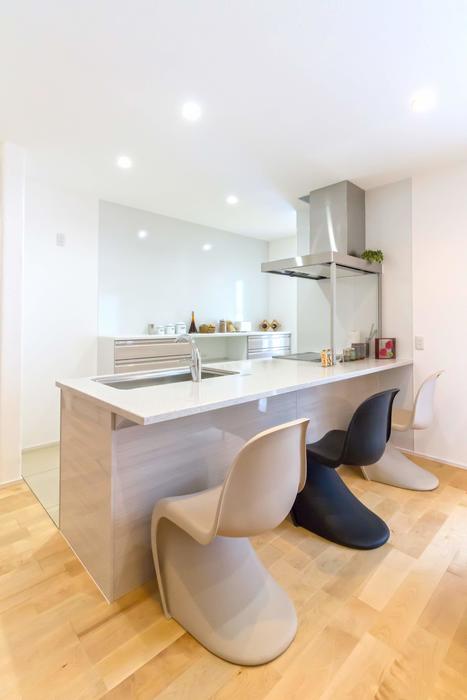 宮崎市｜平屋｜白壁｜動線｜多彩な動線で暮らしやすい白壁の平屋 写真