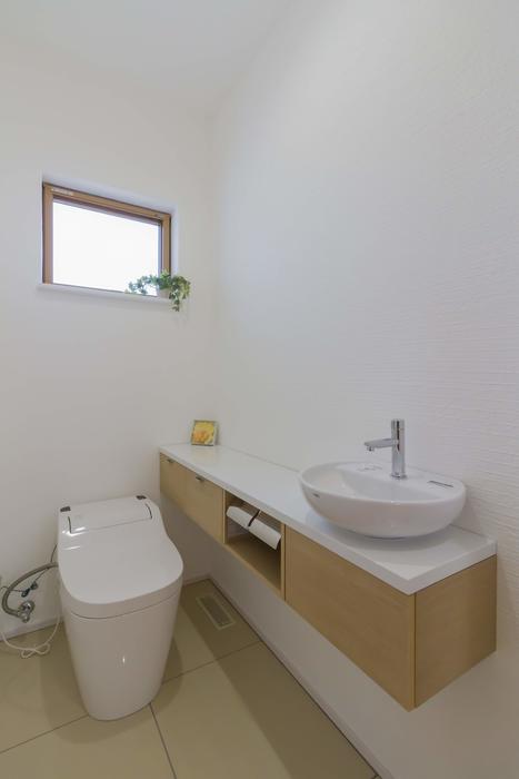 宮崎市｜平屋｜白壁｜動線｜多彩な動線で暮らしやすい白壁の平屋 写真