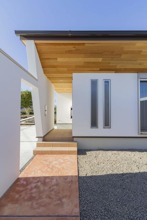 宮崎市｜平屋｜白壁｜動線｜多彩な動線で暮らしやすい白壁の平屋 写真