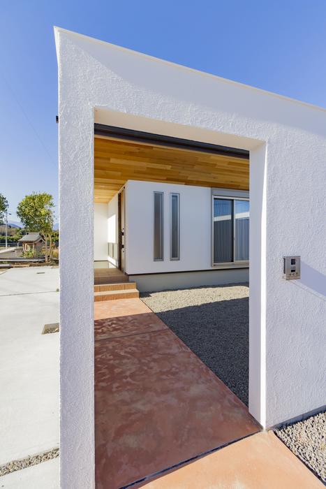 宮崎市｜平屋｜白壁｜動線｜多彩な動線で暮らしやすい白壁の平屋 写真