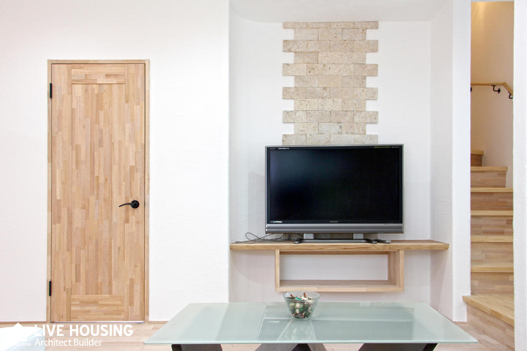 都城市｜自然素材｜フランス風｜スペイン風｜健康住宅｜木や石を利用した天然素材の住まい 写真