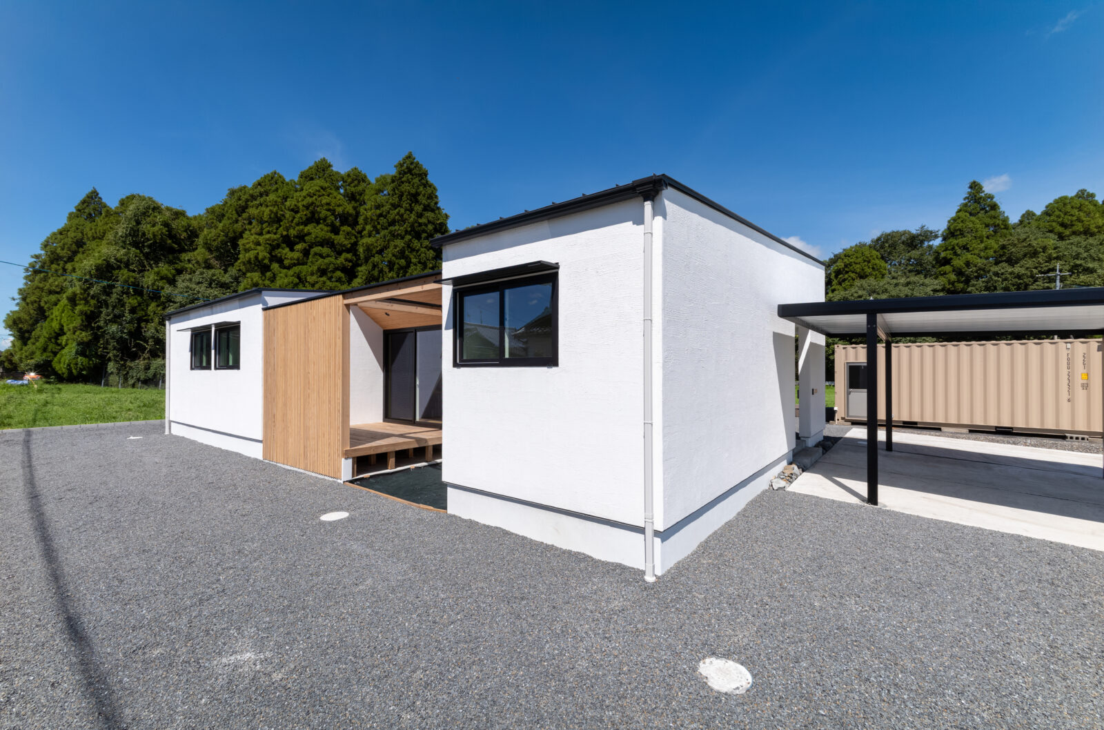 【宮崎の注文住宅】 家族の想いと素材の美しさが調和する、上質な平屋 写真