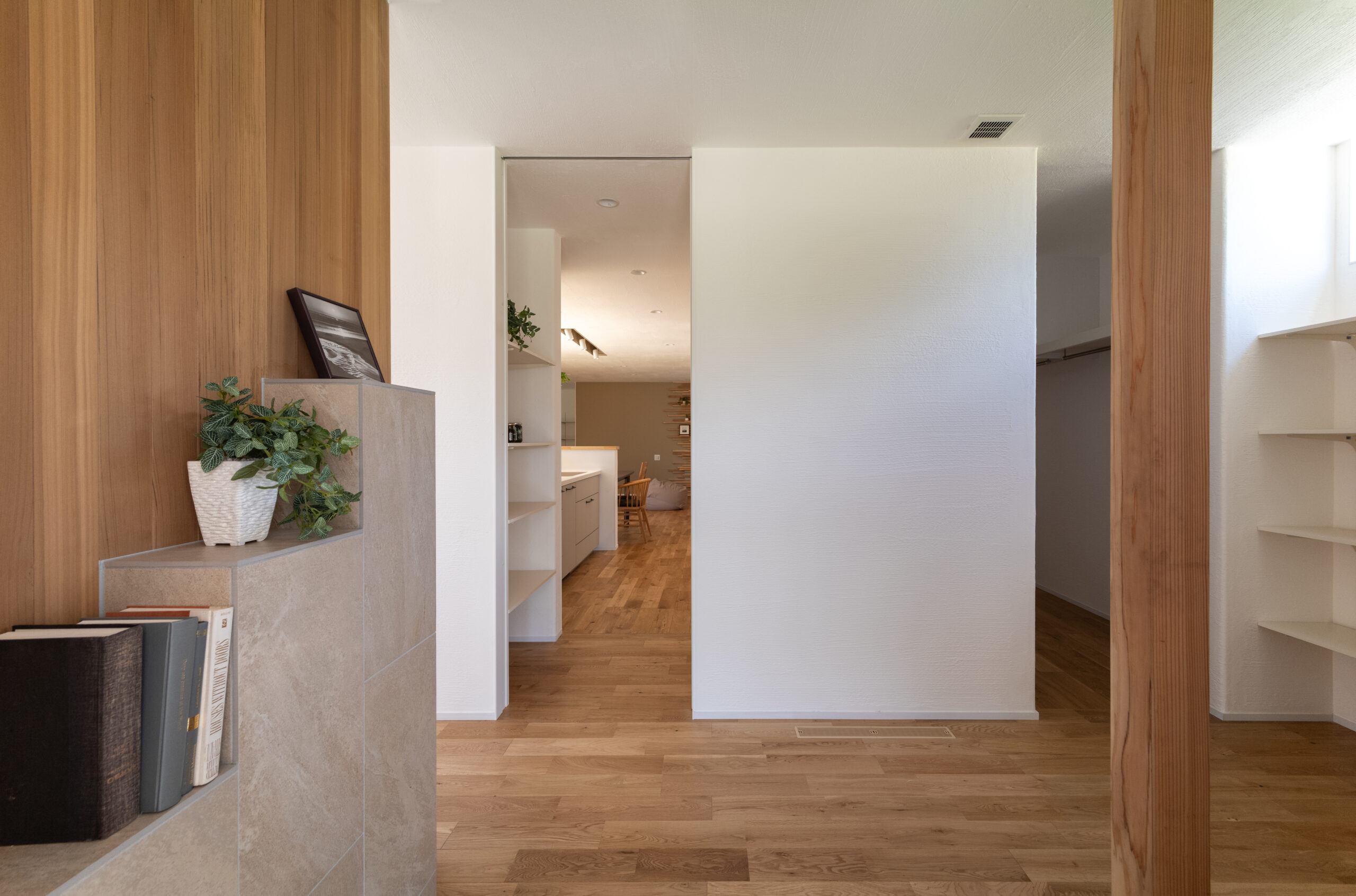 宮崎の注文住宅_玄関の動線