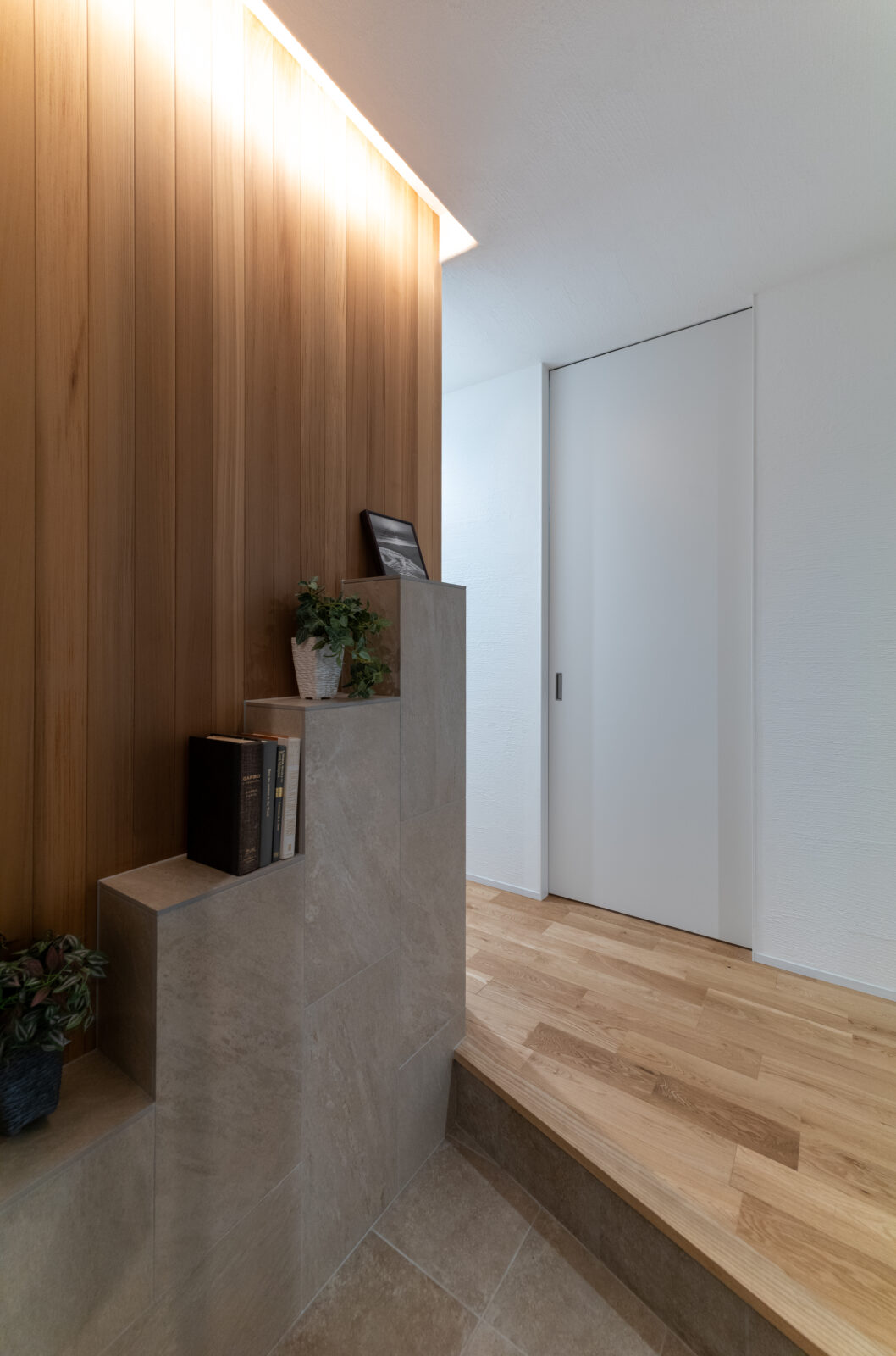 【宮崎の注文住宅】 家族の想いと素材の美しさが調和する、上質な平屋 写真