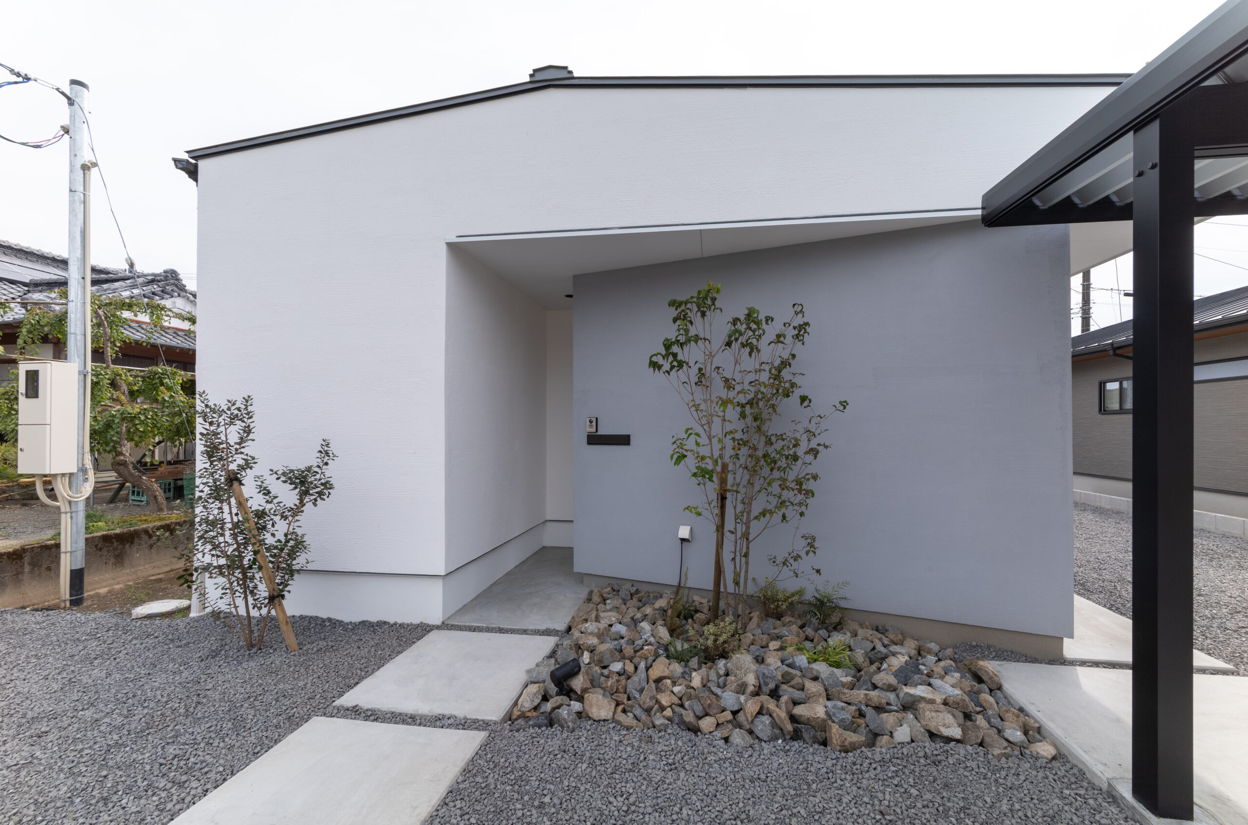 廊下をなくして、家族の空間をもっと豊かに。無駄のない「神動線」でゆったり暮らすミニマルな平屋