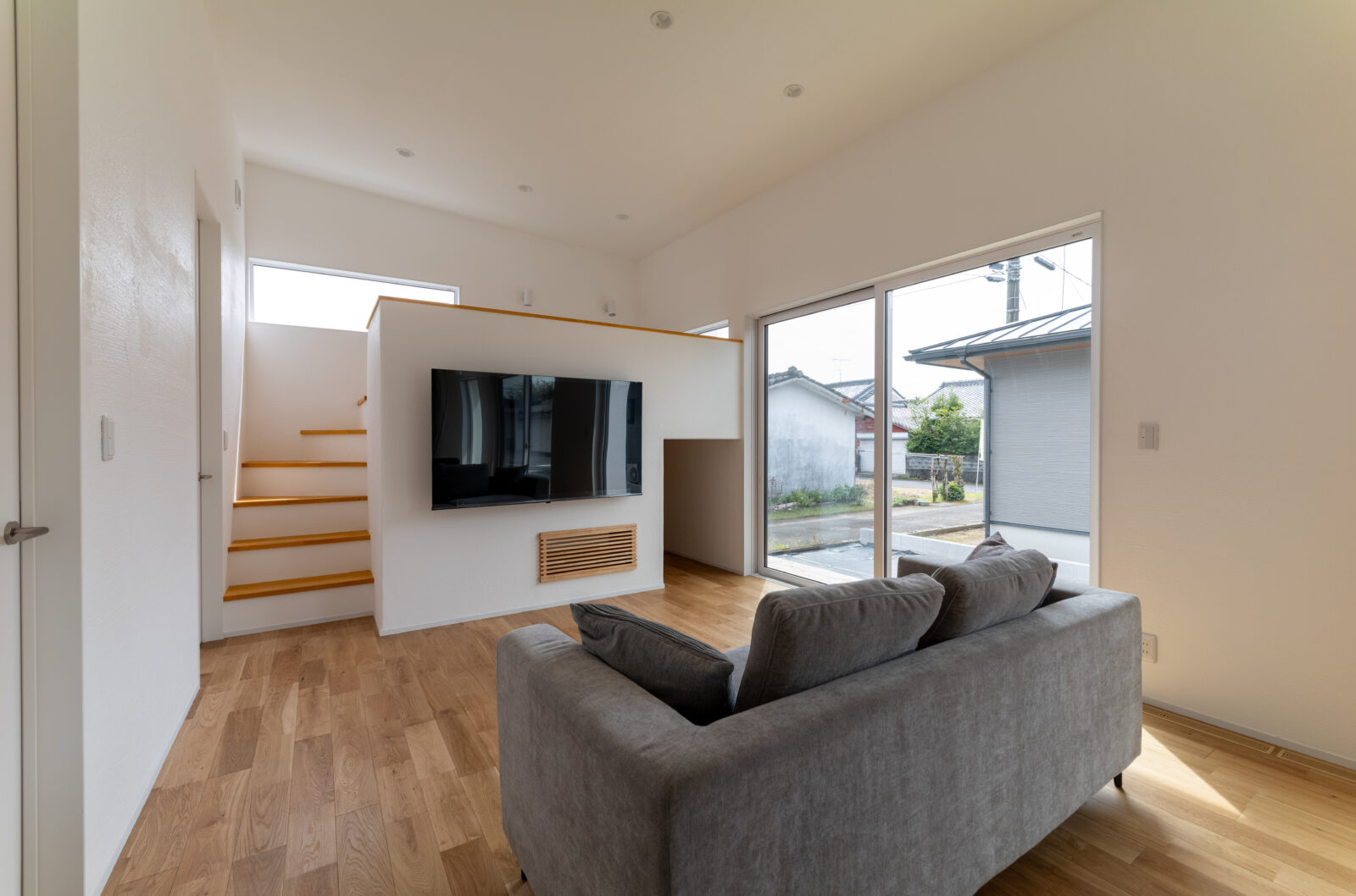 廊下をなくして、家族の空間をもっと豊かに。無駄のない「神動線」でゆったり暮らすミニマルな平屋 写真