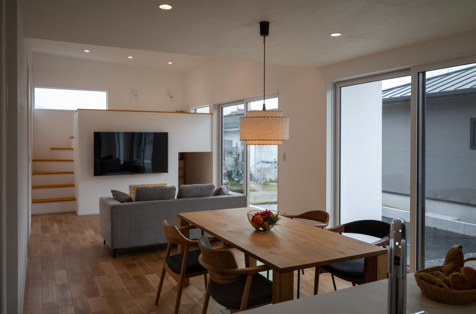 廊下をなくして、家族の空間をもっと豊かに。無駄のない「神動線」でゆったり暮らすミニマルな平屋 写真